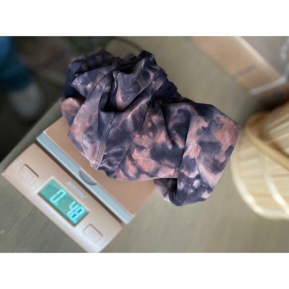 Lululemon Wunder Under Crop Leggings in Tie Dye Multicolor Size 4 - Picture 7 of 7